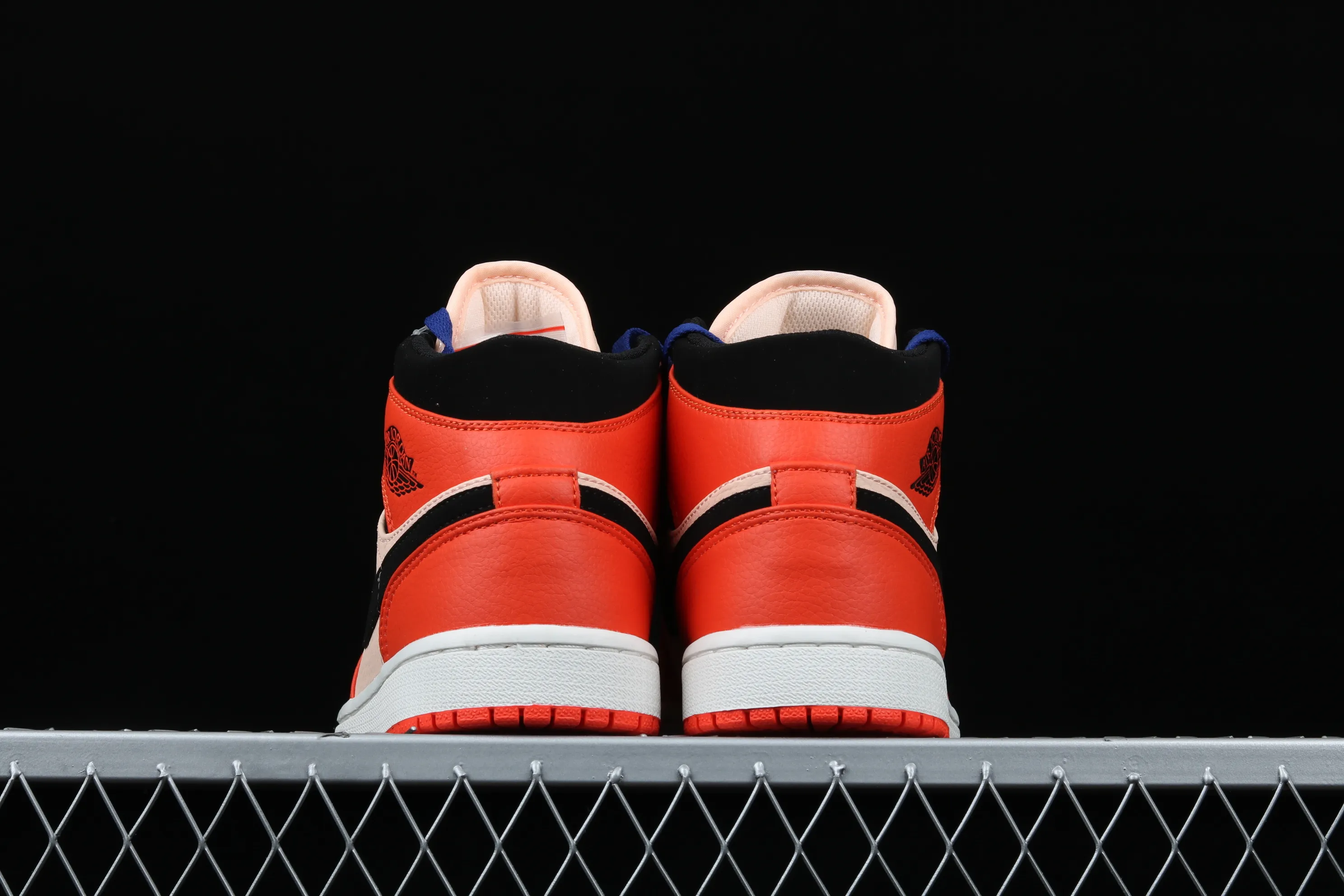All Categories Air Jordan Jordan Series Basketball Shoes Air Jordan 1 Mid Air Jordan 1 Mid GS Blue Orange Buckle China Full First Layer Authentic Standard 852542-800